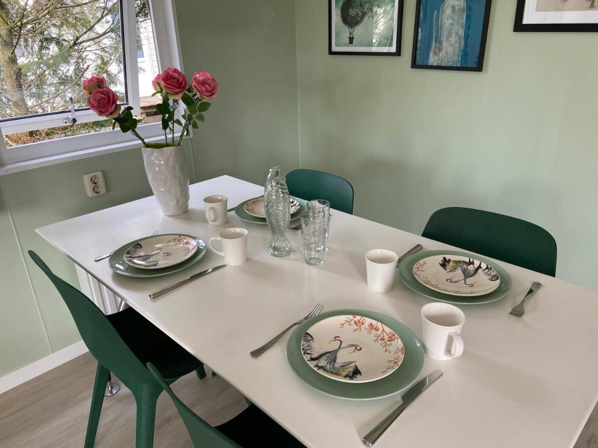 Ruim En Modern Chalet In De Veluwse Bossen Putten Kültér fotó